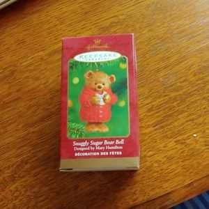 Hallmark Keepsake Ornament Snuggly Sugar Bear Bell